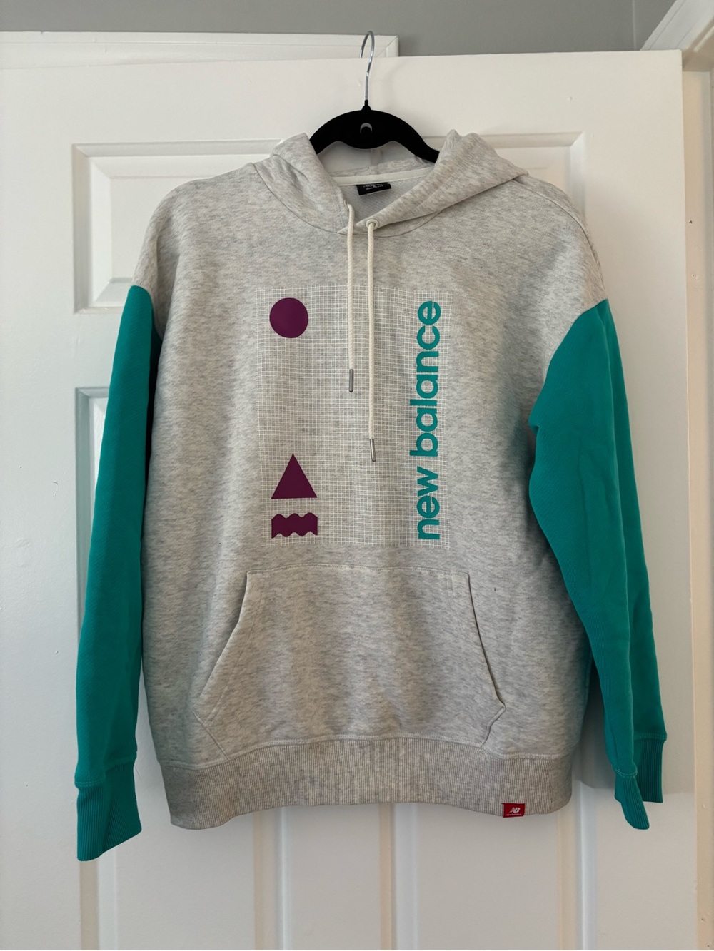 New Balance Graphic Pullover Hoodie Gray Teal Colorblock Size Small - Like New